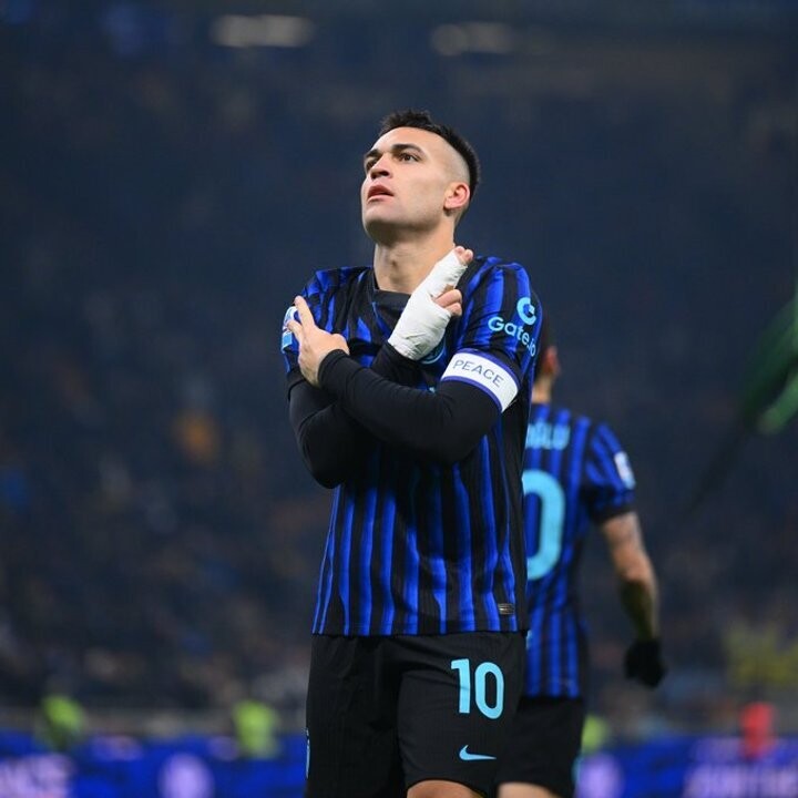 Inter Defeats Bologna to Reclaim Top Spot in Serie A