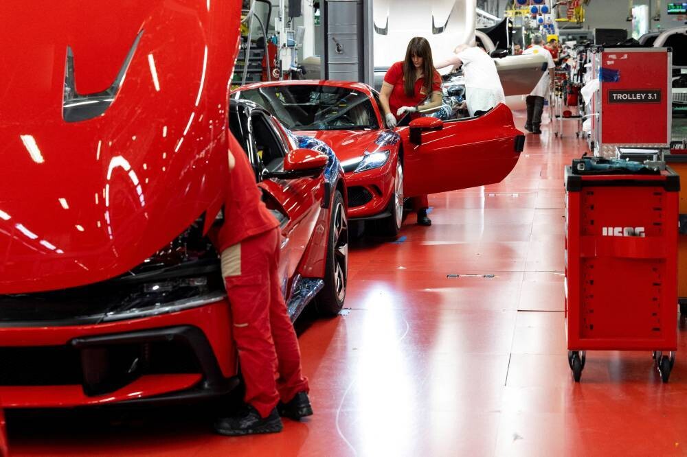 Ferrari records net profit of 382 million euros