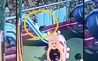 Двухлетний ребёнок задохнулся в детском саду из-за куртки