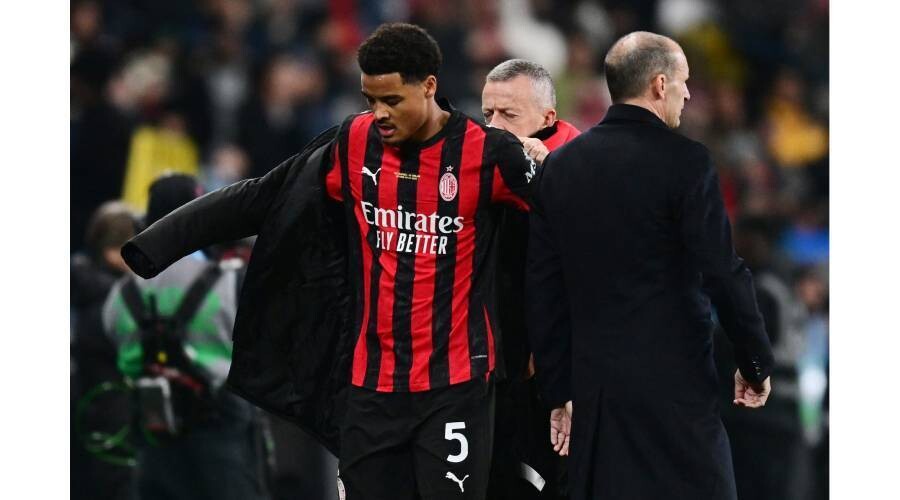 Napoli Condemns Milan Coach's Behavior During Match