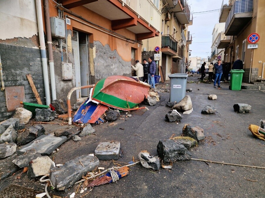 Storm Harry Hits Southern Italy, Causing Over 500 Million Euros in Damage in Sicily
