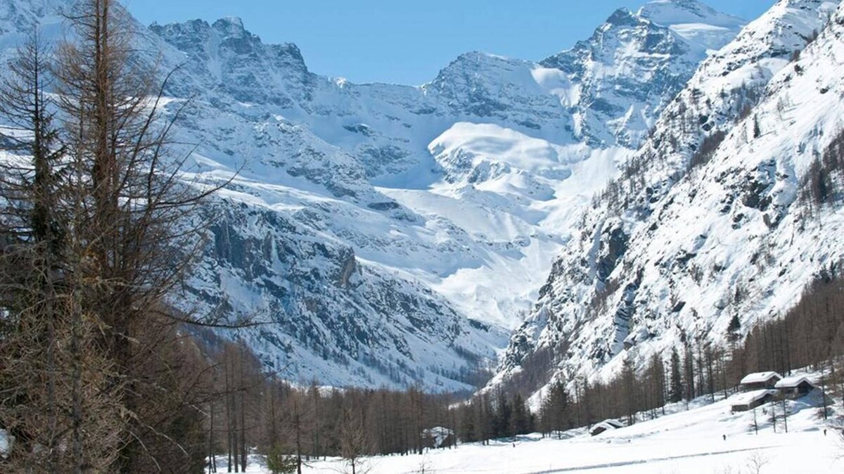 Three Die in Glacier Collapse in Italy