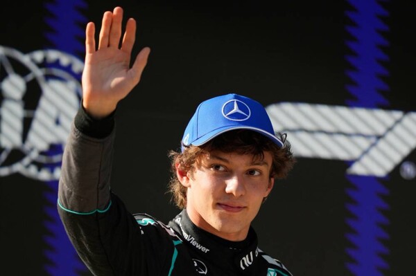Кими Антонелли станет самым молодым пилотом, стартующим с поула в истории Формулы-1
