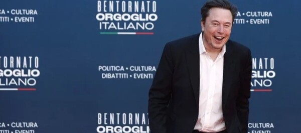 Илон Маск опроверг роман с премьер-министром Мелони