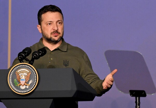 Китай обещает не отправлять оружие в Россию для войны в Украине, США объявляют санкции