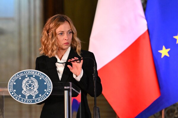 Премьер-министр Италии хвалит смелое соглашение