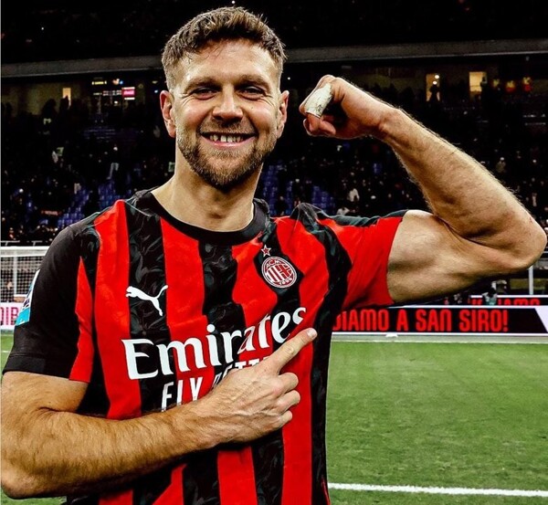 Milan Defeats Lecce in Serie A Match