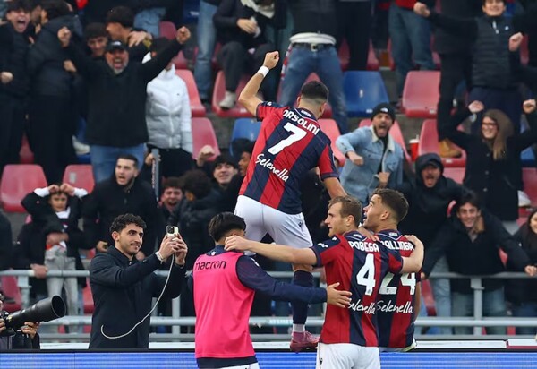 Napoli suffers heavy defeat and loses Serie A lead