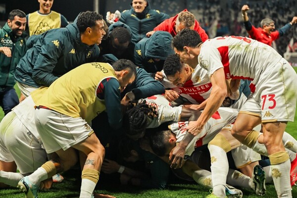 Genoa defeats Sassuolo in Serie A match